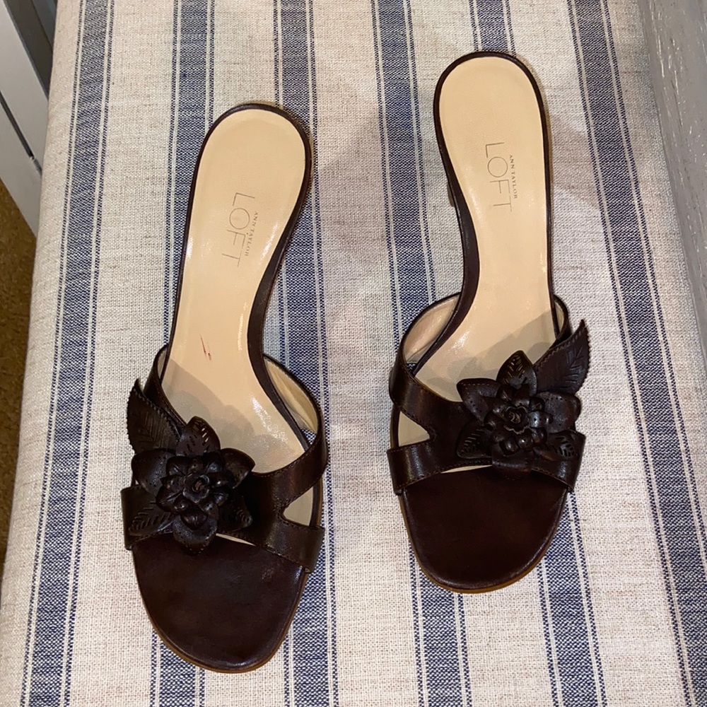 Loft wedge heels